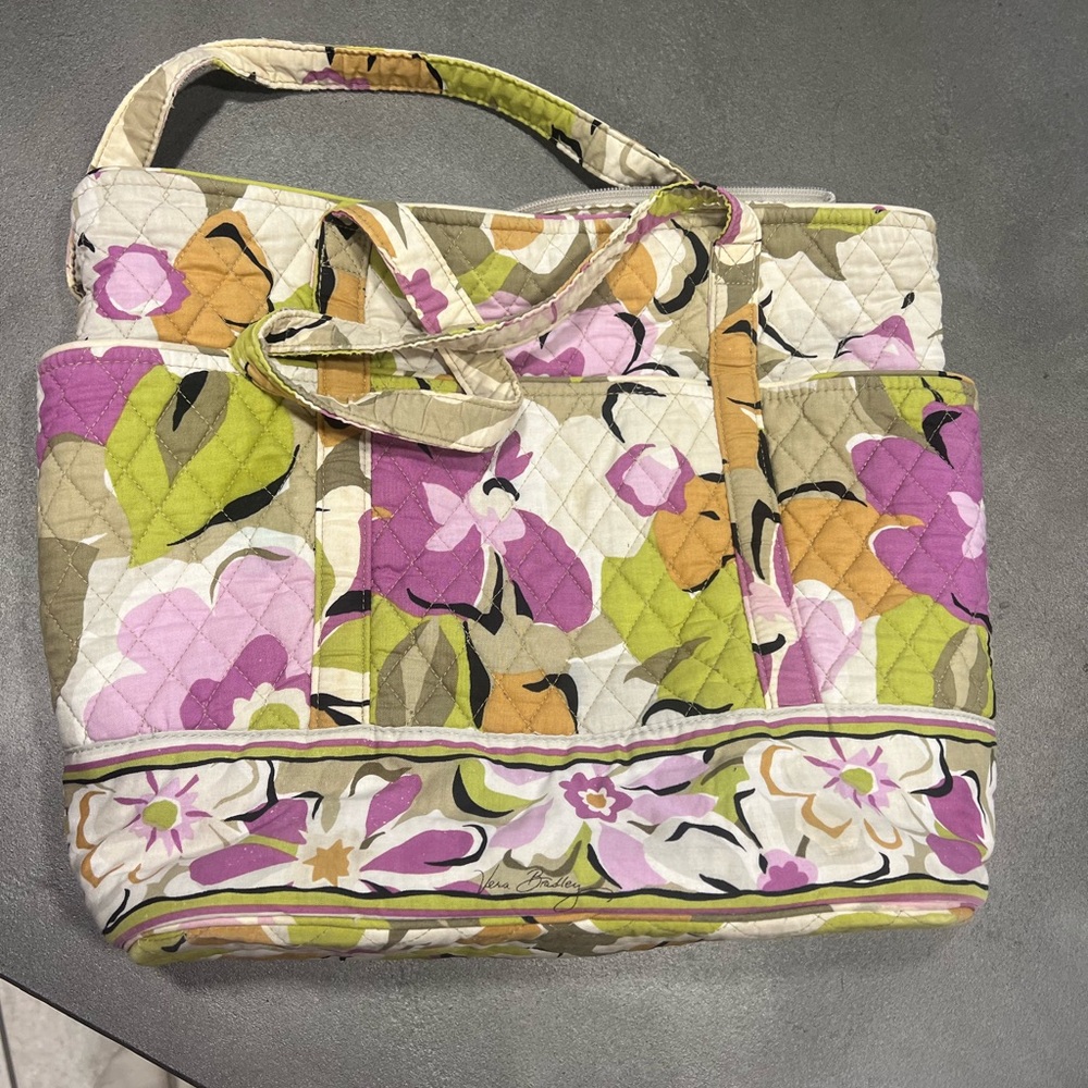 Vera Bradley go round tote